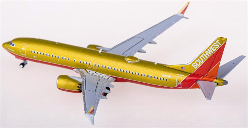 Geminijets Southwest Airlines Boeing 737 MAX 8 N871HK 1:400 Diecast Model view 3