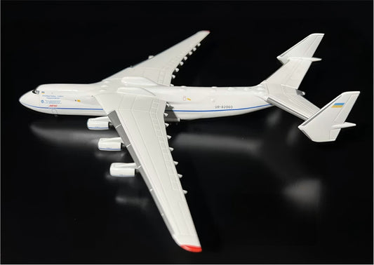 Herpa 1:400 Antonov Airlines  Antonov  UR-82060  DIECAST Model