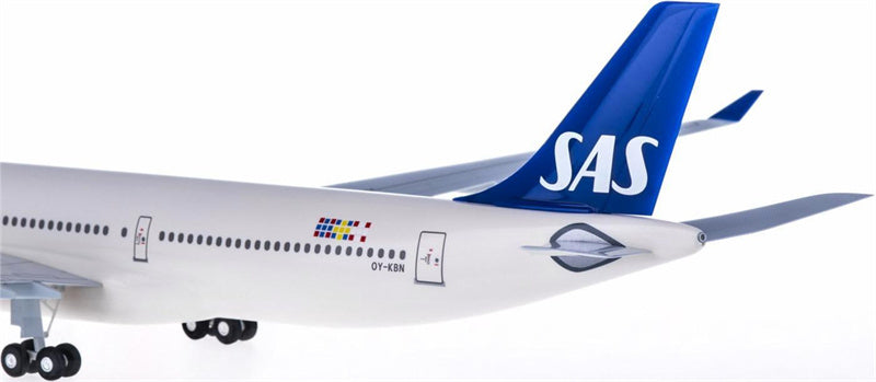 Hogan SAS Airbus A330-300 OY-KBN 1:200 ABS Model view 3