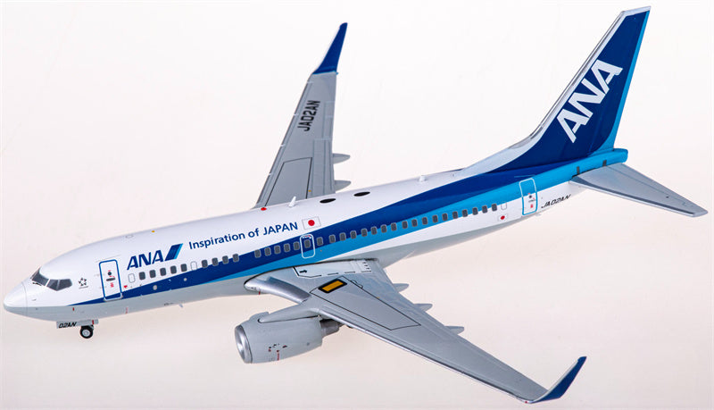 JC Wings ANA Boeing 737-700 JA02AN with Aviationtag 1:200 Diecast Model view 1