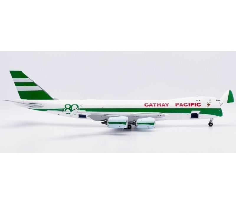 JC Wings 1:200 Cathay Pacific Airways B747-8F  B-LJE Interactive Series DIECAST Model