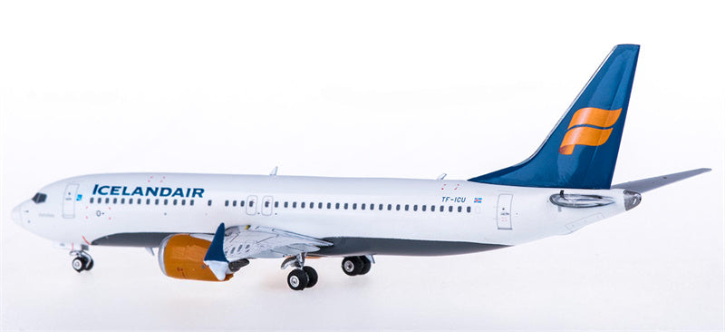 Phoenix Icelandair for Boeing 737 MAX 8 TF-ICU 1:400 Aircraft Pre-built  Airliner Model Display
