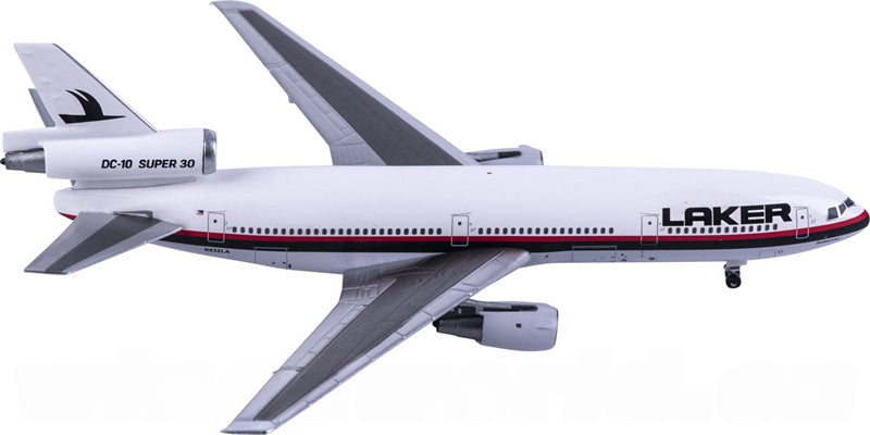 AeroClassics Laker Airways McDonnell Douglas DC-10-30 N832LA 1:400 Diecast Model view 2