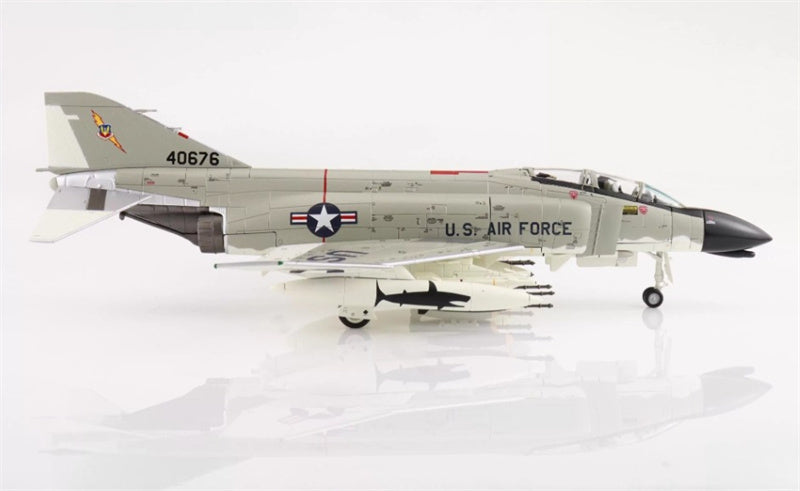 HOBBY MASTER F-4C Phantom II 64-0676 45th TFS Ubon Thailand 1965 1:72 Airplane Pre-built Model