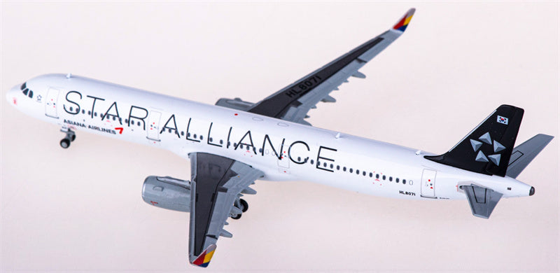JC Wings Asiana Airbus A321 HL8071 Star Alliance 1:400 Diecast Model view 2