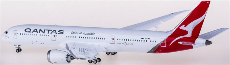 Geminijets Qantas Boeing 787-9 VH-ZNK Flaps Down 1:400 Diecast Model view 2