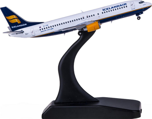 JC Wings Icelandair Boeing 737-400 TF-FID 1:400 Diecast Model view 1