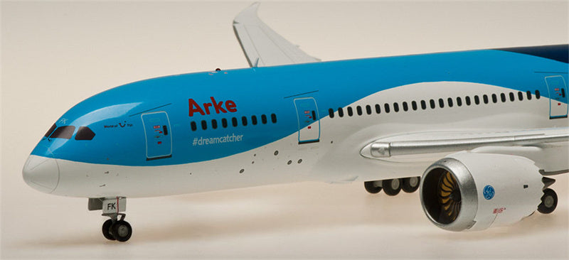 JC Wings Arkefly Boeing 787-8 PH-TFK 1:200 Diecast Model view 5