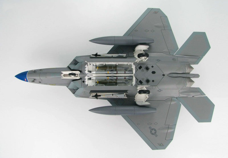 HOBBYMASTER USAF F-22A 192nd FW 1:72 Model 2010  Cripes A'Mighty