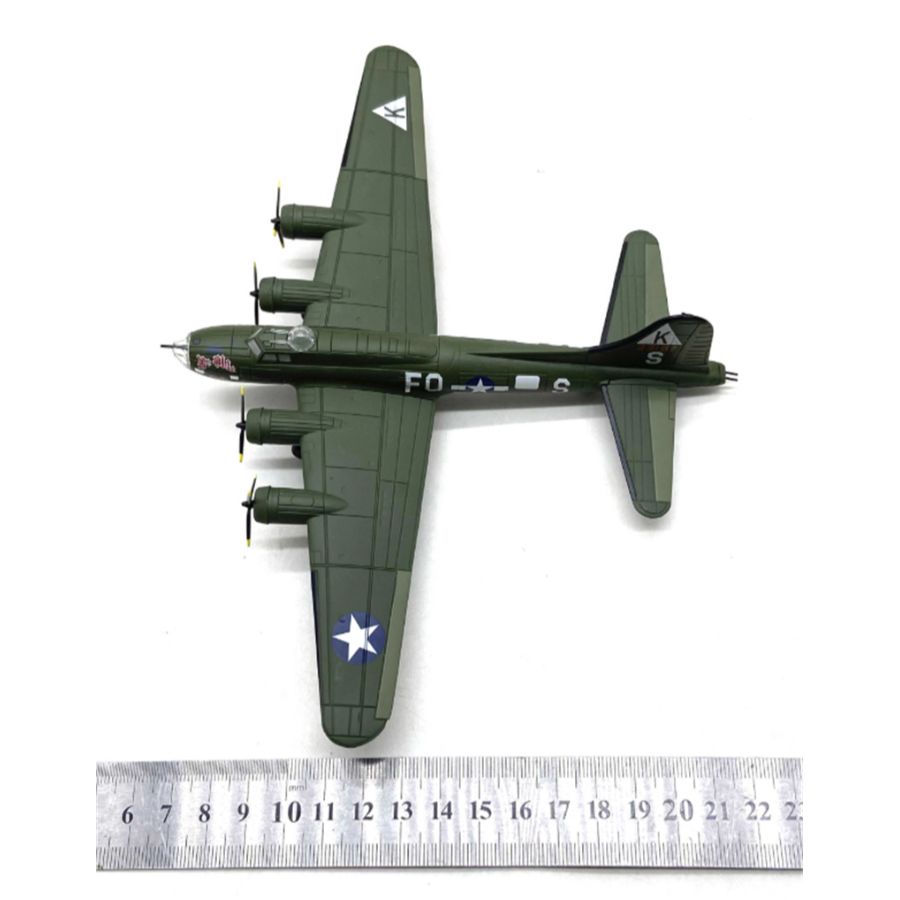 FLOZ American Flying Fortress B-17 Bomber 1:144 Aircraft Pre-built Model