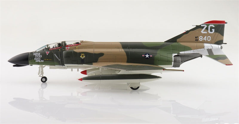 HOBBY MASTER McDonnell Douglas F4C Phantom II USAF Wild Weasel Super Cocks Swiss Samilar 64-0840, 67th TFS Korat RTAFB 1971 1:72 Aircraft Pre-built Model