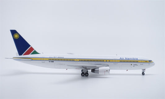 Phoenix Air Namibia Boeing 767-300ER V5-NMB 1:400 Diecast Model view 1