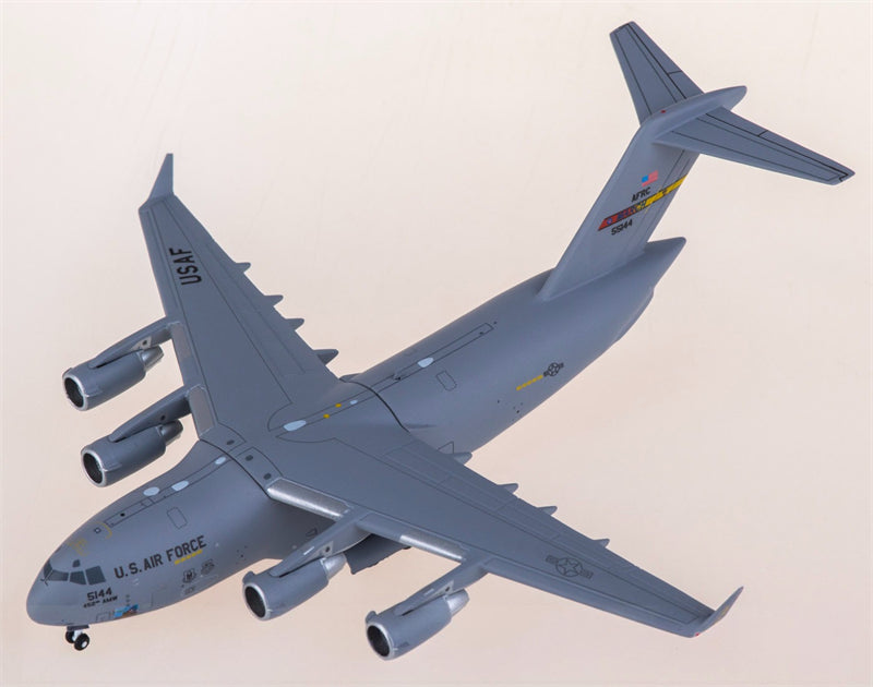 Geminijets USAF Boeing C-17 Globemaster III 05-5144 1:400 Diecast Model view 1