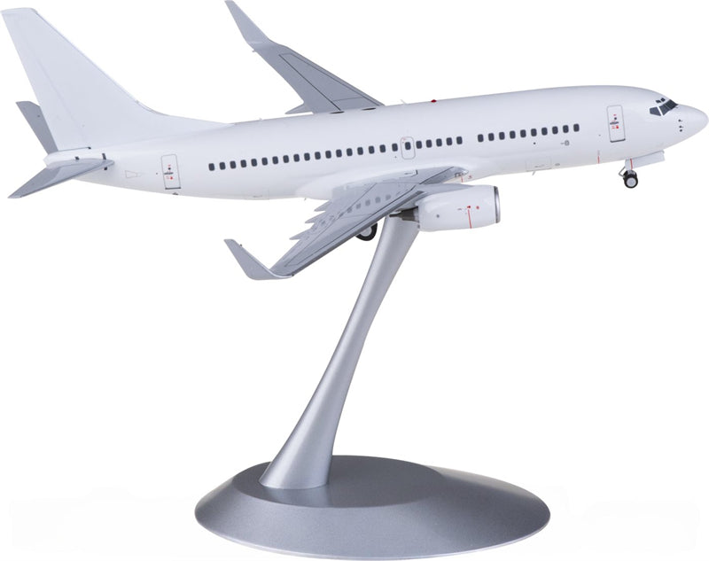 NG Models Boeing 737-700 Blank 1:200 Diecast Model view 2