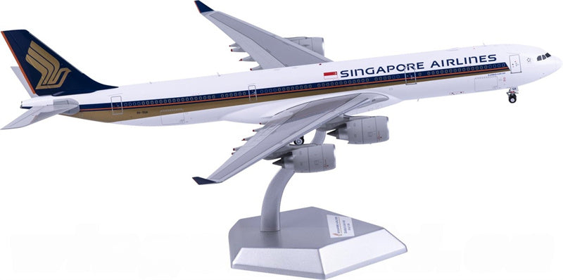 SQ Wings Singapore Airlines Airbus A340-500 9V-SGA 1:200 Diecast Model view 2