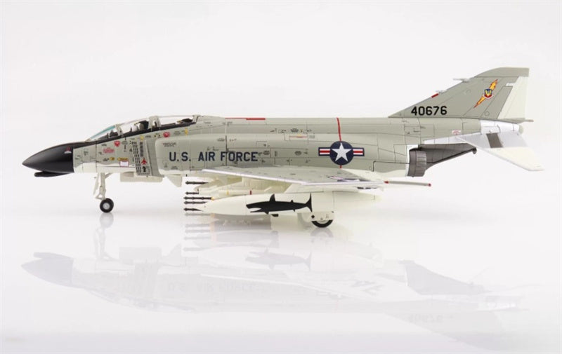 HOBBY MASTER F-4C Phantom II 64-0676 45th TFS Ubon Thailand 1965 1:72 Airplane Pre-built Model