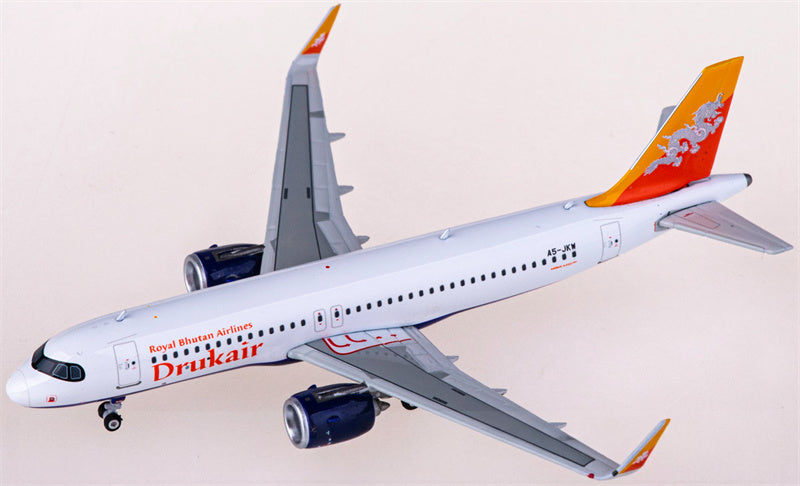 Phoenix Drukair Airbus A320neo A5-JKW 1:400 Diecast Model view 1