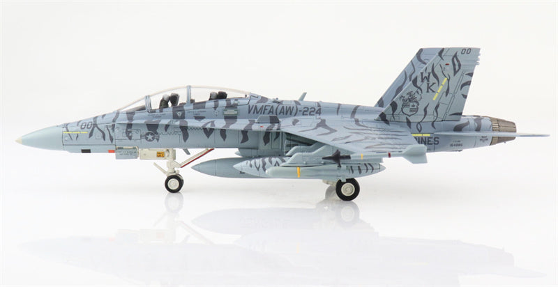 HOBBY MASTER F/A-18D ATARS 164886 VMFA(AW)-224 Bengals MCAS Iwakuni Japan 2009 1:72 Aircraft Pre-built Model