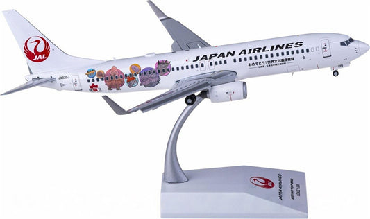 JC Wings Japan Airlines Boeing 737-800 JA329J Flaps Down 1:200 Diecast Model view 1