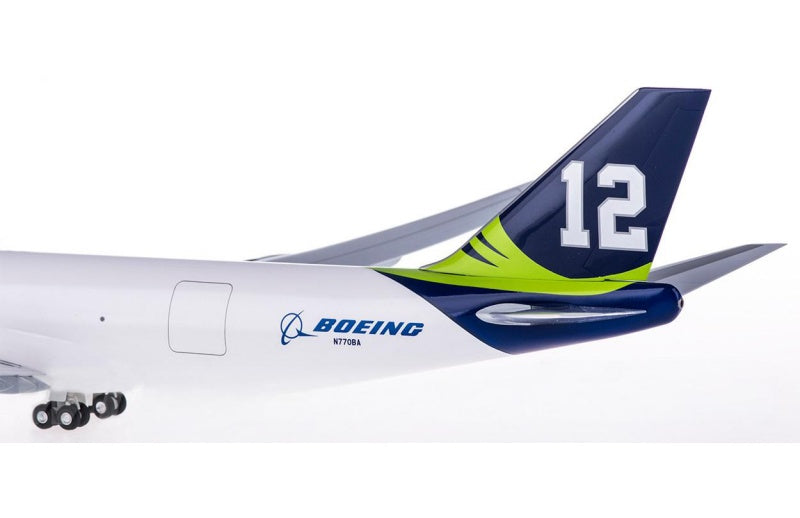 Hogan Seattle Seahawks Boeing 747-8F N770BA 1:200 Aircraft PLUG-IN  Airliner Model Display