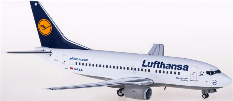 JC Wings Lufthansa Boeing 737-500 D-ABJI 1:200 Diecast Model view 1