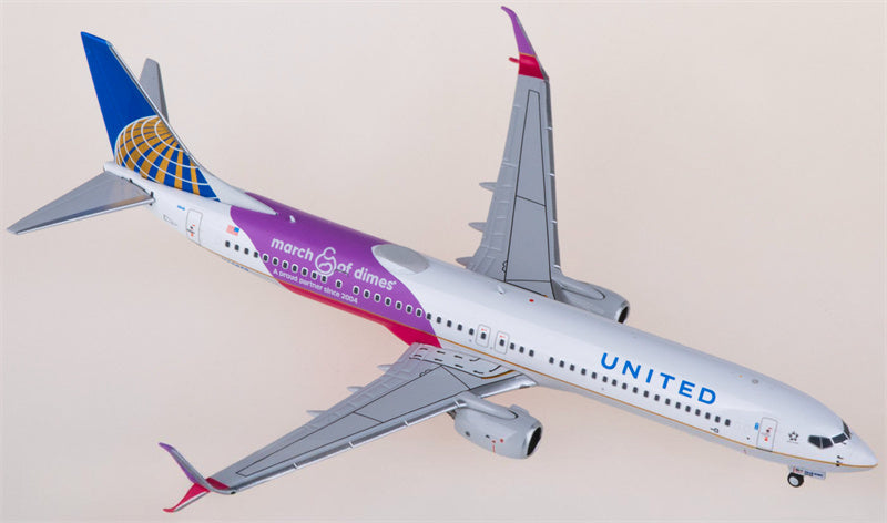 NG Models United Airlines Boeing 737-900ER N66848 1:400 Diecast Model view 3