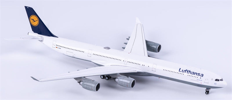 SQ Wings 1:200 Lufthansa Airbus A340-600 D-AIHZ  Diecast Model