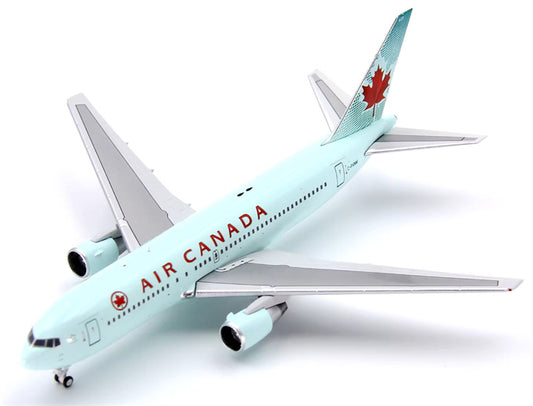 C Air Canada Boeing 767-200ER C-FVNM 1:400 Diecast Model view 1
