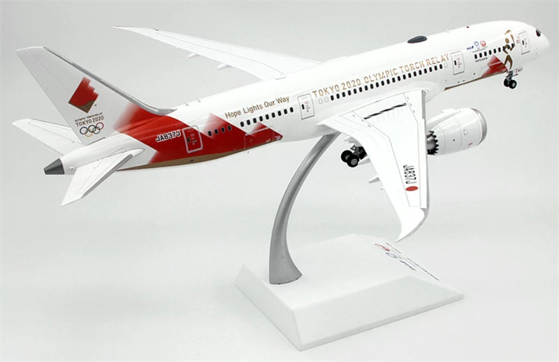 JC Wings 1:200 Japan Airlines Boeing 787-8 JA837J  DIECAST Model
