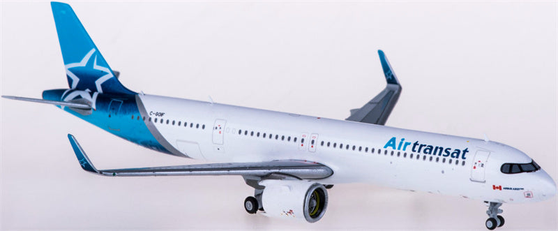 JC Wings Air Transat Airbus A321NEO C-GOIF 1:400 Diecast Model view 1