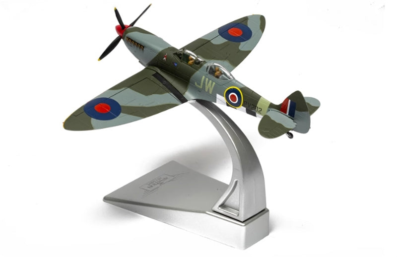 CORGI Supermarine Spitfire T9 - PV202 - Aerial Collective - Duxford Airfield 1:72 Airplane Pre-built Model