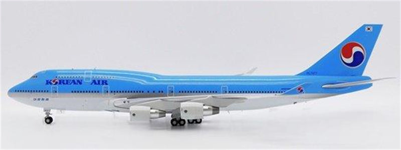 JC Wings Korean Air Boeing 747-400 HL7477 1:200 Diecast Model view 1
