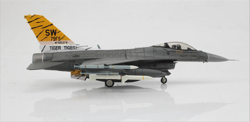 HOBBY MASTER USAF F-16CM 79th Fighter Squadron Tigers 1:72 Model 2023 91-0379