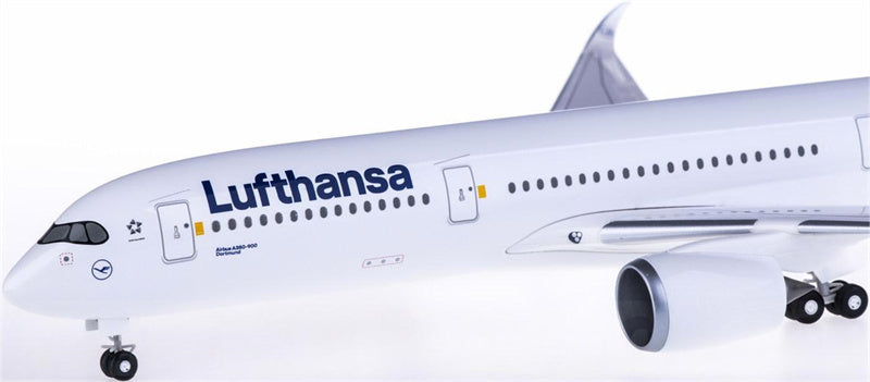 Hogan Lufthansa Airbus A350-900 D-AIXI 1:200 ABS Model view 3