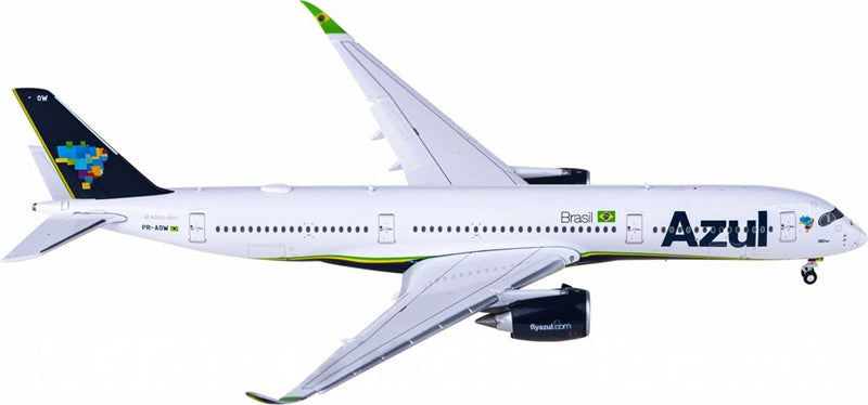 JC Wings Azul Airbus A350-900XWB PR-AOW Flaps Down 1:400 Diecast Model view 1