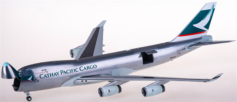 JC Wings Cathay Pacific Cargo Boeing 747-400F B-HUP open cabin 1:200 Diecast Model view 1