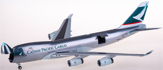 JC Wings Cathay Pacific Cargo Boeing 747-400F B-HUP open cabin 1:200 Diecast Model view 1