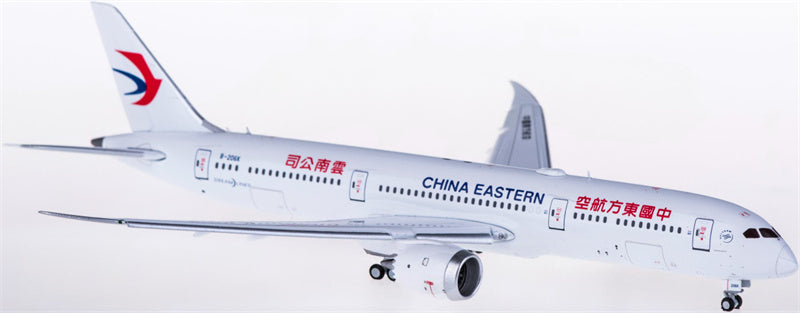JC Wings China Eastern Boeing 787-9 Dreamliner B-206K Flaps Down 1:400 Diecast Model view 1