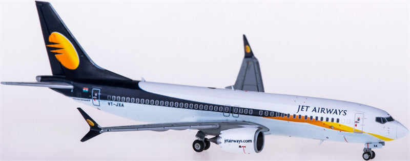JC Wings Jet Airways Boeing 737 MAX 8 VT-JXA 1:400 Diecast Model view 2