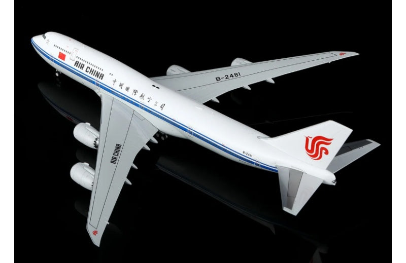 SQ Wings 1:200 Air China B747-8I B-2481 Standard Edition DIECAST Model