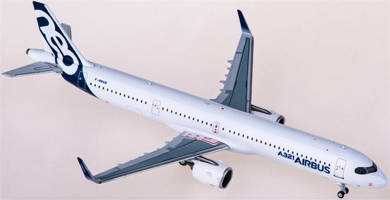 NG Models Airbus A321XLR F-WWAB 1:400 Diecast Model view 4