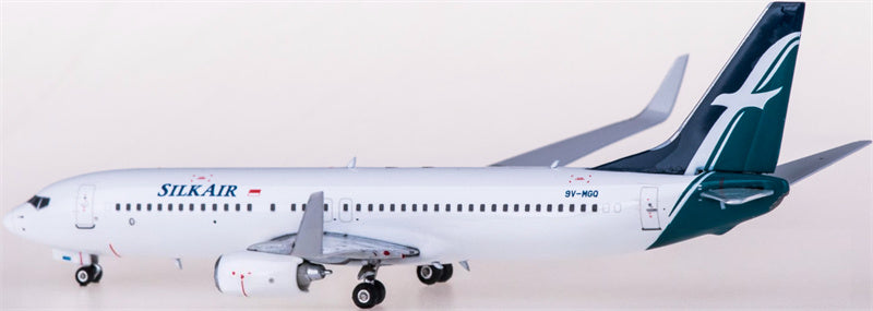 Phoenix SilkAir Boeing 737-800 9V-MGQ 1:400 Diecast Model view 4