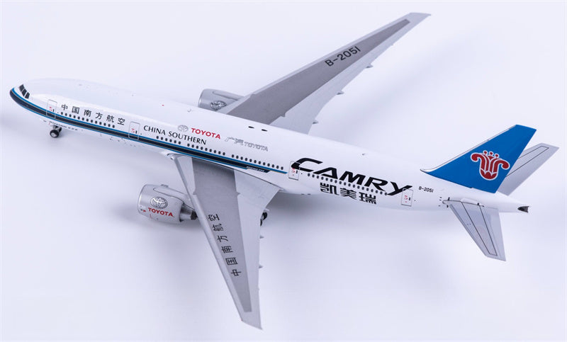 NG Models 1:400 China Southern Boeing 777-200 B-2051  Diecast Model