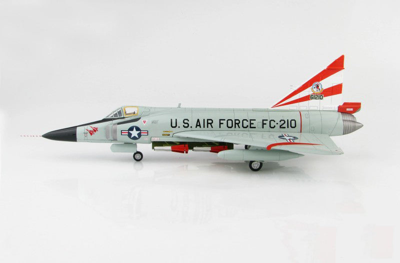 HOBBYMASTER USAF / Ramstein AB Germany F-102 526th FIS 1:72 Model 1963   61210
