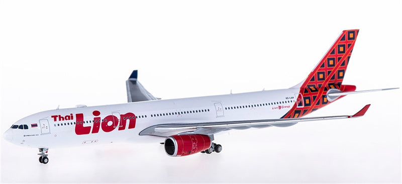 JC Wings Lion Air Airbus A330-300 HS-LAH 1:400 Diecast Model view 2