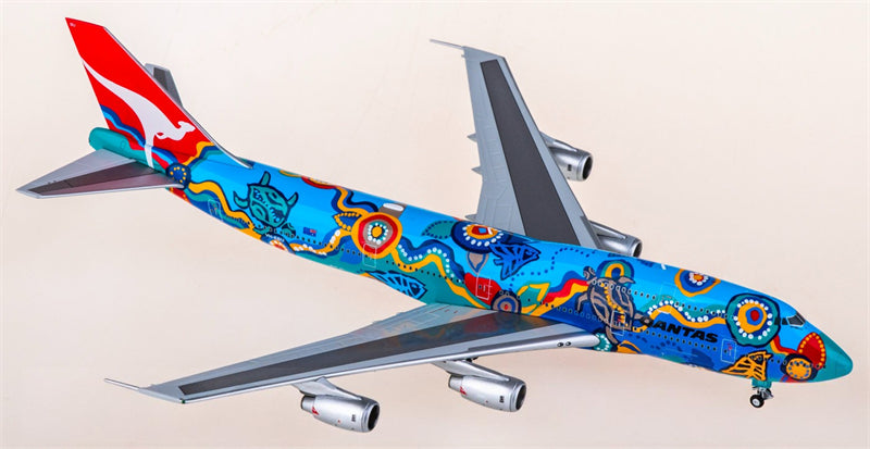 HX Models 1:400 Qantas Boeing 747-300 VH-EBU Model