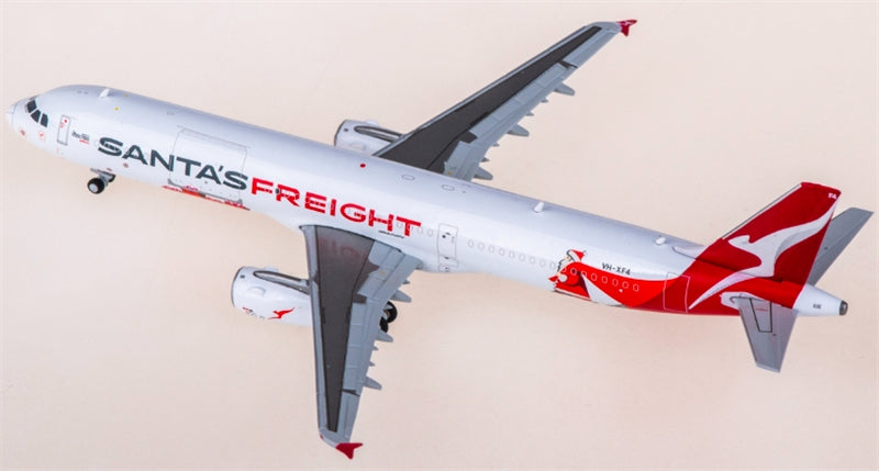 JC Wings Qantas Airbus A321P2F VH-XF4 1:400 Diecast Model view 3