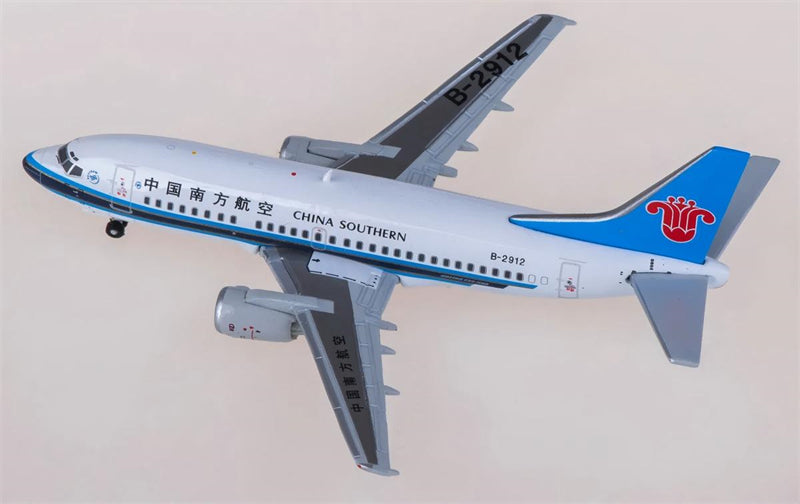 Undefined Collectibles 1:400 China Southern Boeing 737-500 B-2912  DIECAST Model