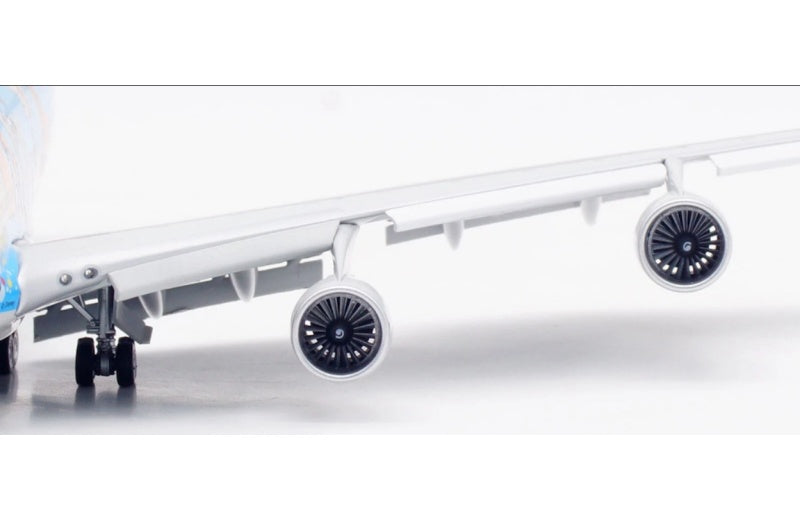 SQ Wings 1:200 Japan Airlines B747-400 JA8083 Flaps down DIECAST Model