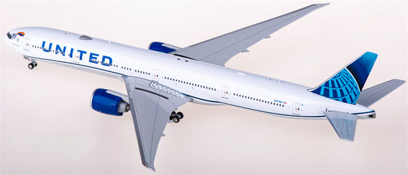 Phoenix United Airlines Boeing 777-300ER N2749U 1:400 Diecast Model view 1